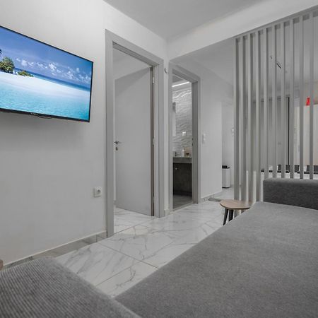 Premium Jacuzzi Suite At The City Center, By Aqua Platinum テッサロニキ エクステリア 写真