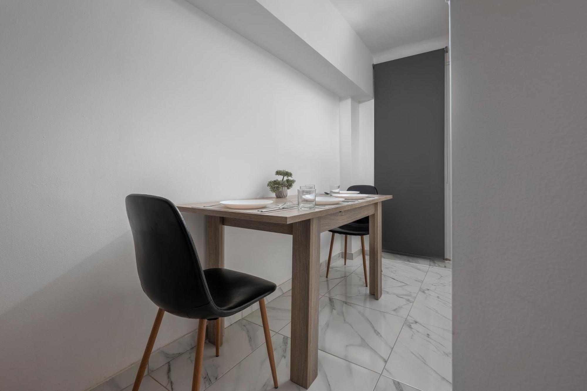 Premium Jacuzzi Suite At The City Center, By Aqua Platinum テッサロニキ エクステリア 写真